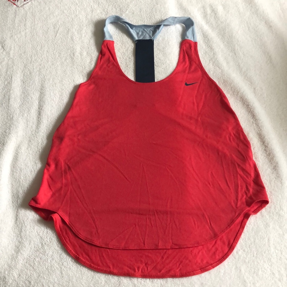 Nike razor back workout tank top